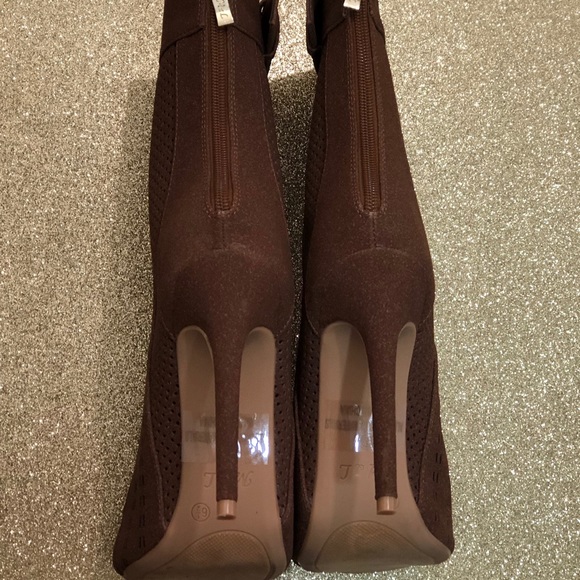 Camel boots 👢 4 1/2 inches - Picture 3 of 4